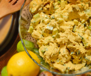 Low Carb Chunky Chicken Curry Dip