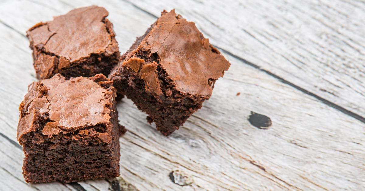 easy-keto-brownie-bombs-low-carbe-diem